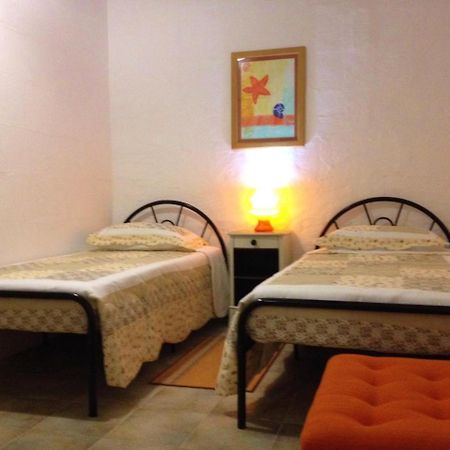 Anna Karistu Accommodation Kercem Room photo